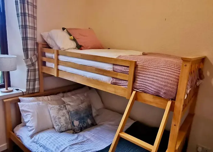 *Cool, Cosy Cottage In The Heart Of The Highlands*